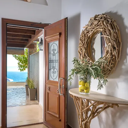 Case de vacanță Beauty Haraki