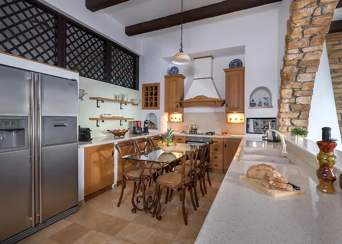 Case de vacanță Beauty Haraki